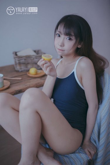 搓开美女衣服